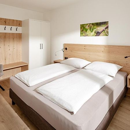Praelatenhof Wine & Apartments Калдаро Екстериор снимка